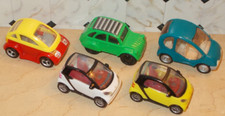 Konvolut 5 Miniatur Autos Ü-Ei und Fremdfiguren Smart fortwo 2CV Ente