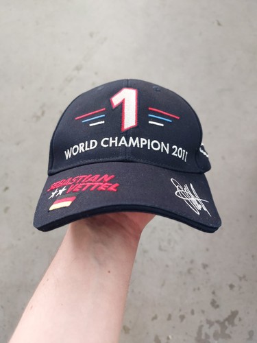 Red bull racing sebastian - bull,