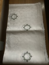 Große Damast-Tischdecke