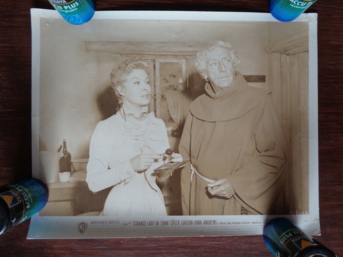 Pressefoto still strange - , /