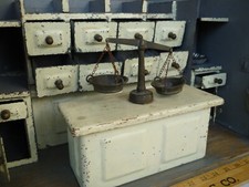 antik, deutsch, Puppengeschäft, Laden oder Küchenzimmer, 30er Jahre Blech & Holz.