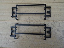 2   Gitter für Rückleuchten