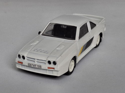 Vitesse opel manta 400 - 1/43,