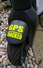 2 Aufkleber GPS TRACKED Neon Gelb Auto Sticker Tuning E-Bike  Fahrrad E Scooter 