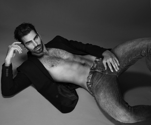 Nyle dimarco shirtless 8x10 - shirtless,