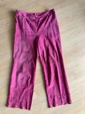 Damen Hose feines Leder von Madeleine mit durchbrochenem Muster im Bein Größe 42