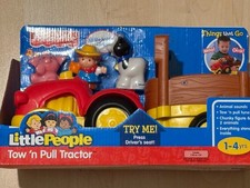 Fisher Price Little People Traktor mit Streuanhänger und 2 Figuren Bauer Bäuerin
