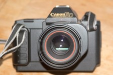 Canon T80 incl. Objektiv 50mm/F1,8 und Canon Compaktblitz 299T sowie Tasche