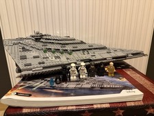LEGO Star Wars 75190 First Order Star Destroyer mit Figuren und Anleitung