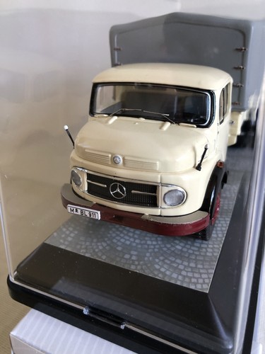Modell premium classixx - 1:43,