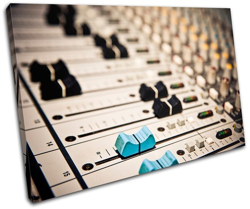 Music mixer studio club - , dj