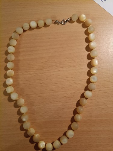 Damen kette aus muschelperlen - aus,
