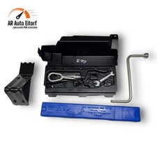 BMW E91 Aufnahme Warndreieck Verbandskasten Abschleppöse Radschlüssel 7141859