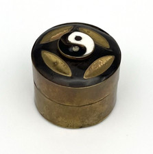 Vintage Pillendose Antik Schmuckbox Yin und Yang Messing Schatulle Dose #3513