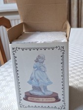 NEU Little Miss Statue in Box