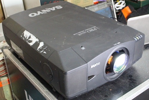 Sanyo plc xf46 - *sanyo, plc-xf46*lcd