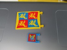 Lego -  2 Stück Fahnen aus Ritterburg   6086