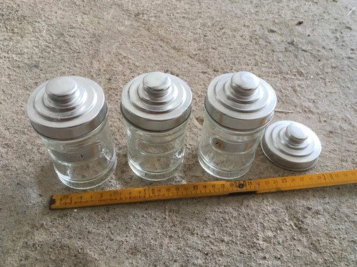 Glasdosen mit 4 - 3,