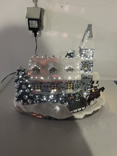 Elektrisches weihnachtsdorf - elektrisches,