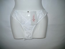 Slip weiß von TRIUMPH Gr. 40