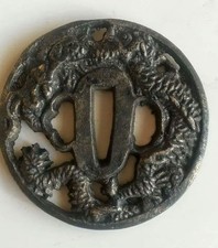 Japanischer Drache geschnitzt