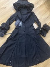 Pyon Pyon Black 'Karmay'