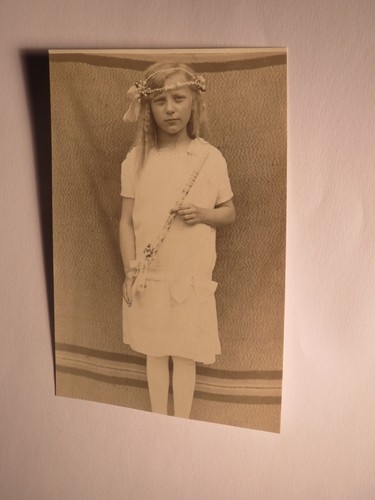 Stehendes mädchen kleid - im,