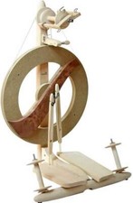 Spinnrad Kromski Fantasia unlackiert  Doppeltritt Wolle spinnen Märchenwolle Neu