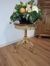 Beistelltisch im Barockstil