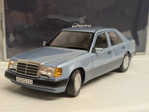 Norev mercedes 230e w124 - 1:18,