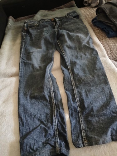 Jeans blau leichtes