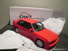 1 : 18  BMW M3  E30    rot /