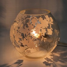 Ikea Knubbig Tischlampe weiß