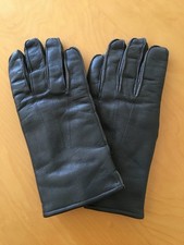 graue Lederhandschuhe mit