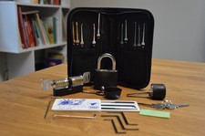 Lockpicking Trainingsset–3 transparente Übungsschlösser + Werkzeug– Komplettset