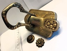 Messing-Türklopfer Jugendstil, sandgegossen, um 1905–1925, 15,5×6,8 cm (A)