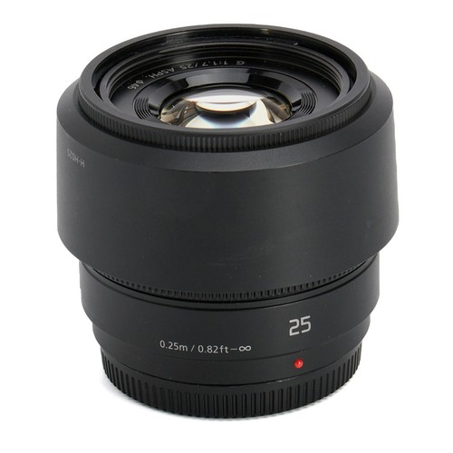 Panasonic lumix 25mm - 25mm, f1.7