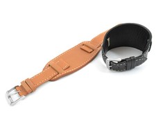 UHRENARMBAND MIT UNTERLAGE