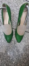 Noë Pumps in grün in Größe