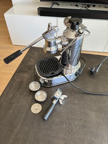 Pavoni europiccola - la,