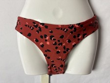 Bikinihose rot gemustert von