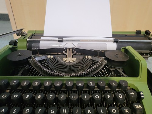 Ddr schreibmaschine der marke - ddr,