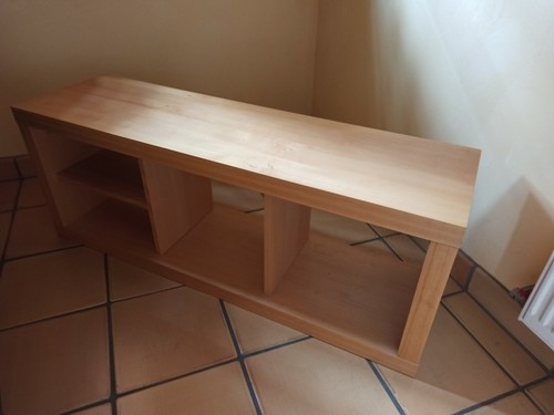 Schrank aus holz - aus,