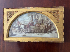 Halbkreisförmiges Bild mit geschnitztem Holzrahmen (ca. 19./20. Jh.)