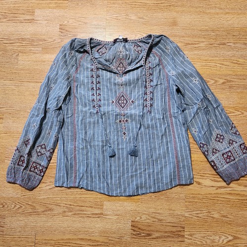 Johnny was embroidered - embroidered, peasant