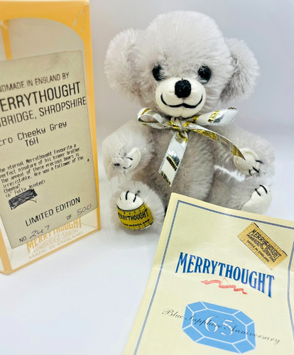 Vintage merrythought teddy - merrythought,