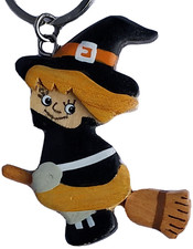 Hexe mit Besen, Holz