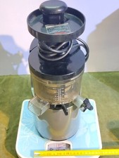 1x Hurom HH-DBE11 Saftpresse, Entsafter, Slow Juicer - gebraucht 