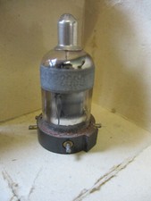 TUBE: Elektronenröhre RV12P2000 Valvo Radio Fernseher Vintage Original 