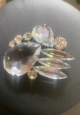 Feine Neu-Gablonzer Brosche